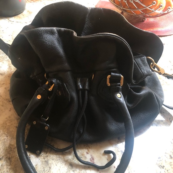 Marc Jacobs Handbags - Marc Jacobs black 100% leather bucket bag